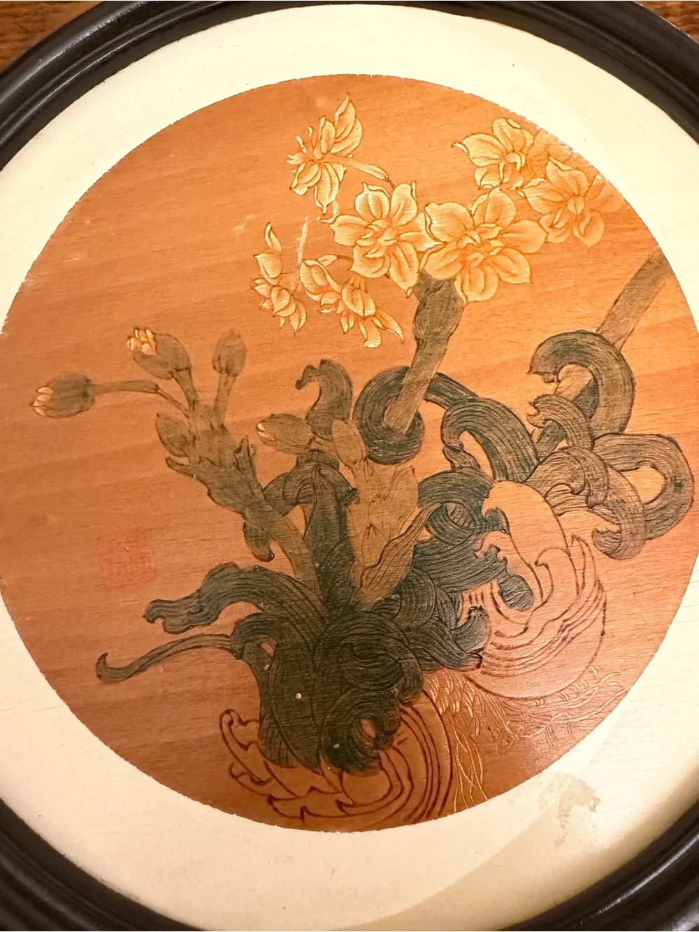 Hand-painted wood panel depicting floral bouquet, made in China